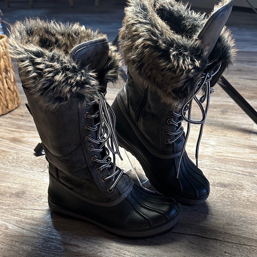 Black and Grey Fur-Lined Winter Duck Boots